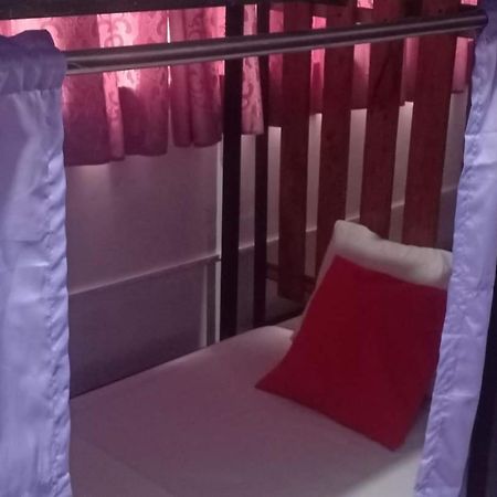 Lojed Sean Bed And Space Pasay Exterior foto