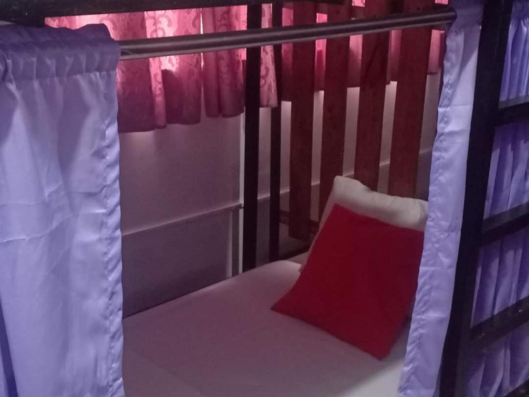 Lojed Sean Bed And Space Pasay Exterior foto
